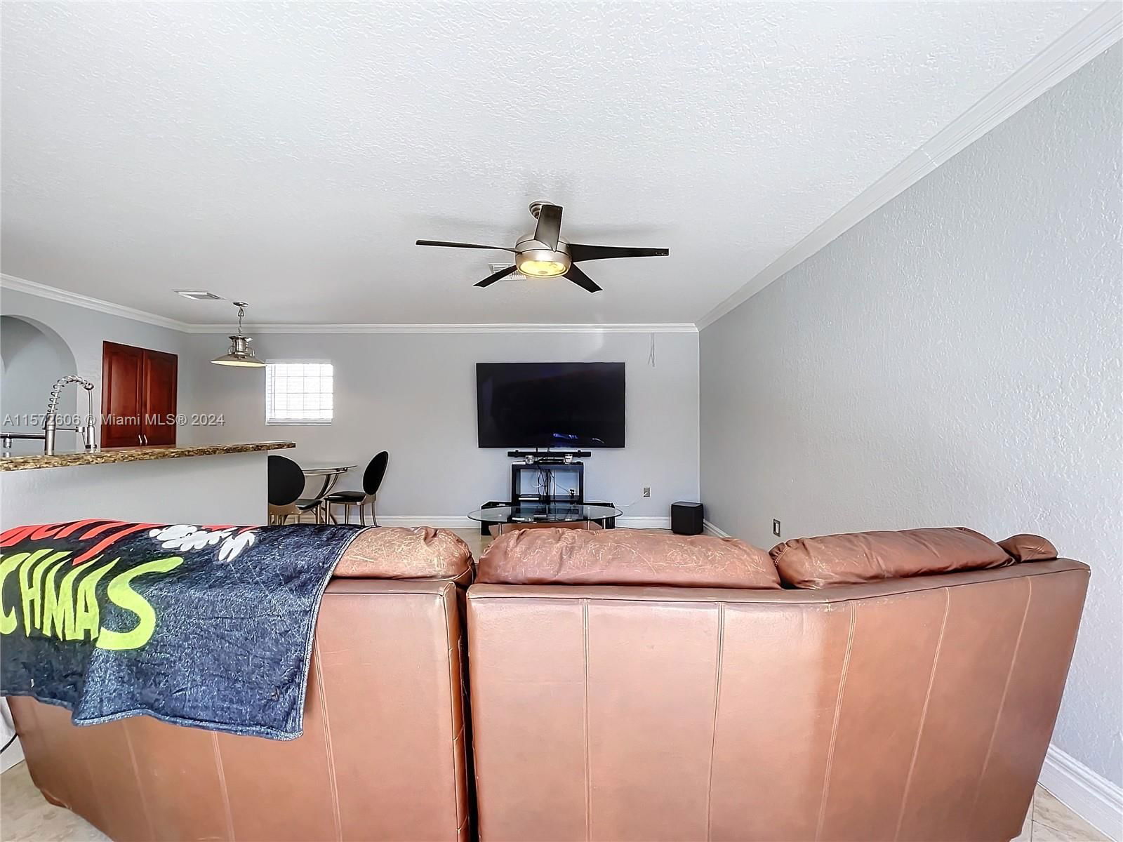 Real estate property located at 15271 47th St, Broward, Huntington Section Two, Miramar, FL
