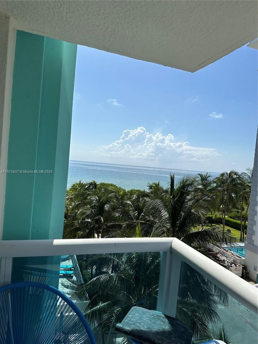 Real estate property located at 9201 Collins Ave #524, Miami-Dade County, THE WAVERLY AT SURFSIDE B, Surfside, FL