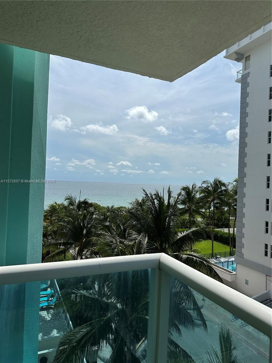 Real estate property located at 9201 Collins Ave #524, Miami-dade, The Waverly At Surfside B, Surfside, FL