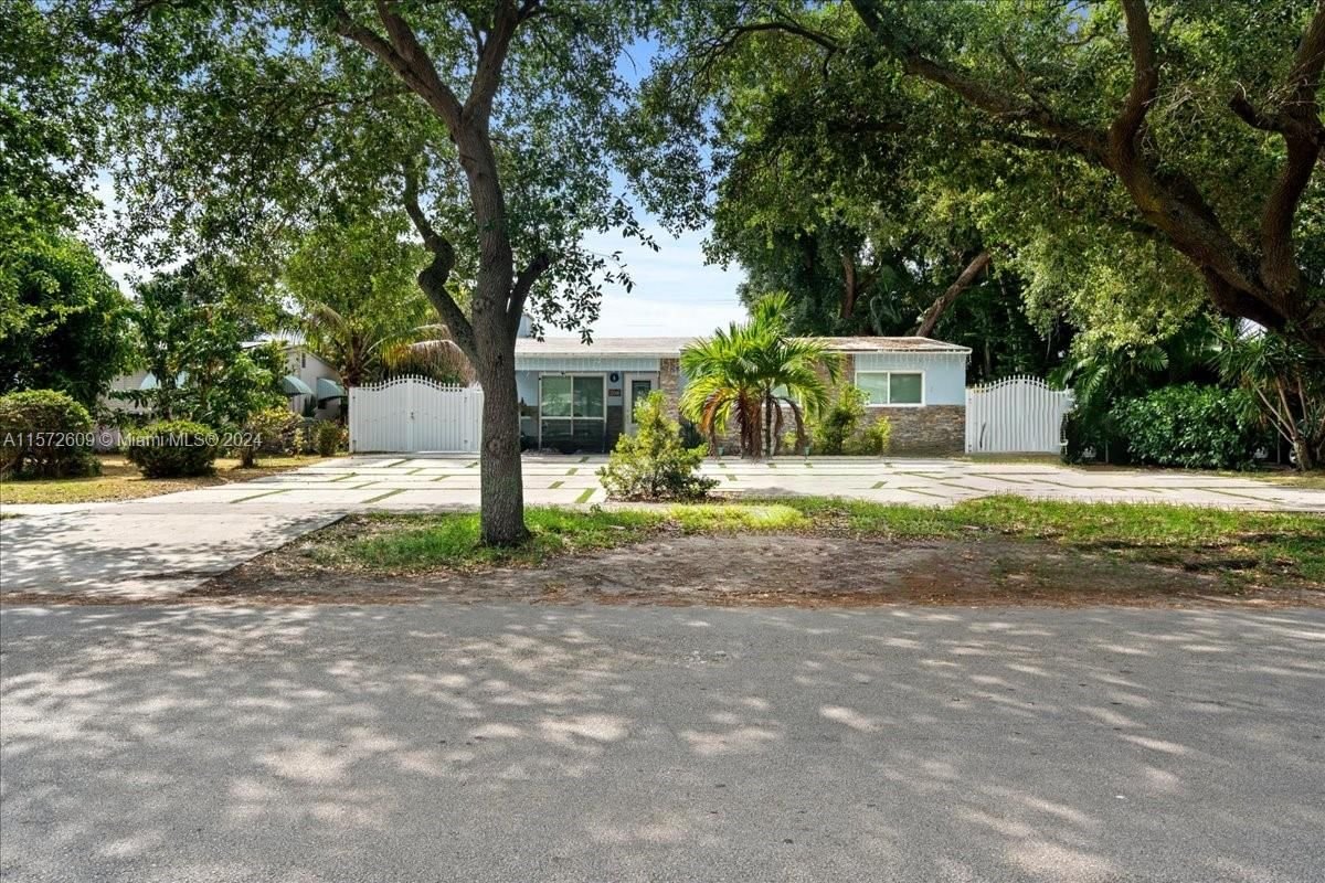 Real estate property located at 208 21st Way, Broward County, WOODLAND PARK AMD PLAT, Fort Lauderdale, FL