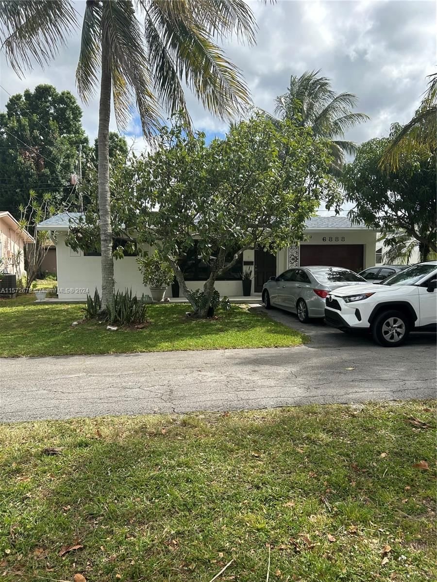 Real estate property located at 6888 29th Ct #6888, Broward County, GOLD KEY VILLAS FIRST ADD, Sunrise, FL