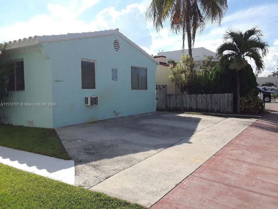 Real estate property located at 6922 Bay Dr, Miami-Dade County, OCEANSIDE SEC ISLE OF NOR, Miami Beach, FL