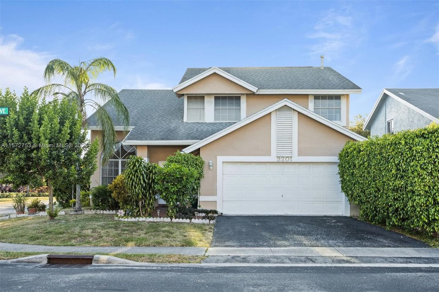 Real estate property located at 3201 121st Ave, Broward County, SAWGRASS ESTATES, Sunrise, FL