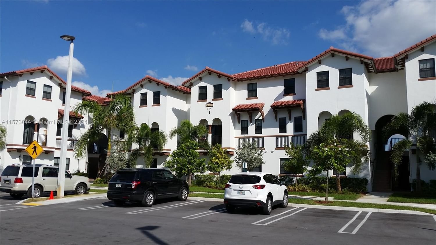 Real estate property located at 10600 88th St #218, Miami-Dade County, ADAGIO AT CENTRAL PARK CO, Doral, FL