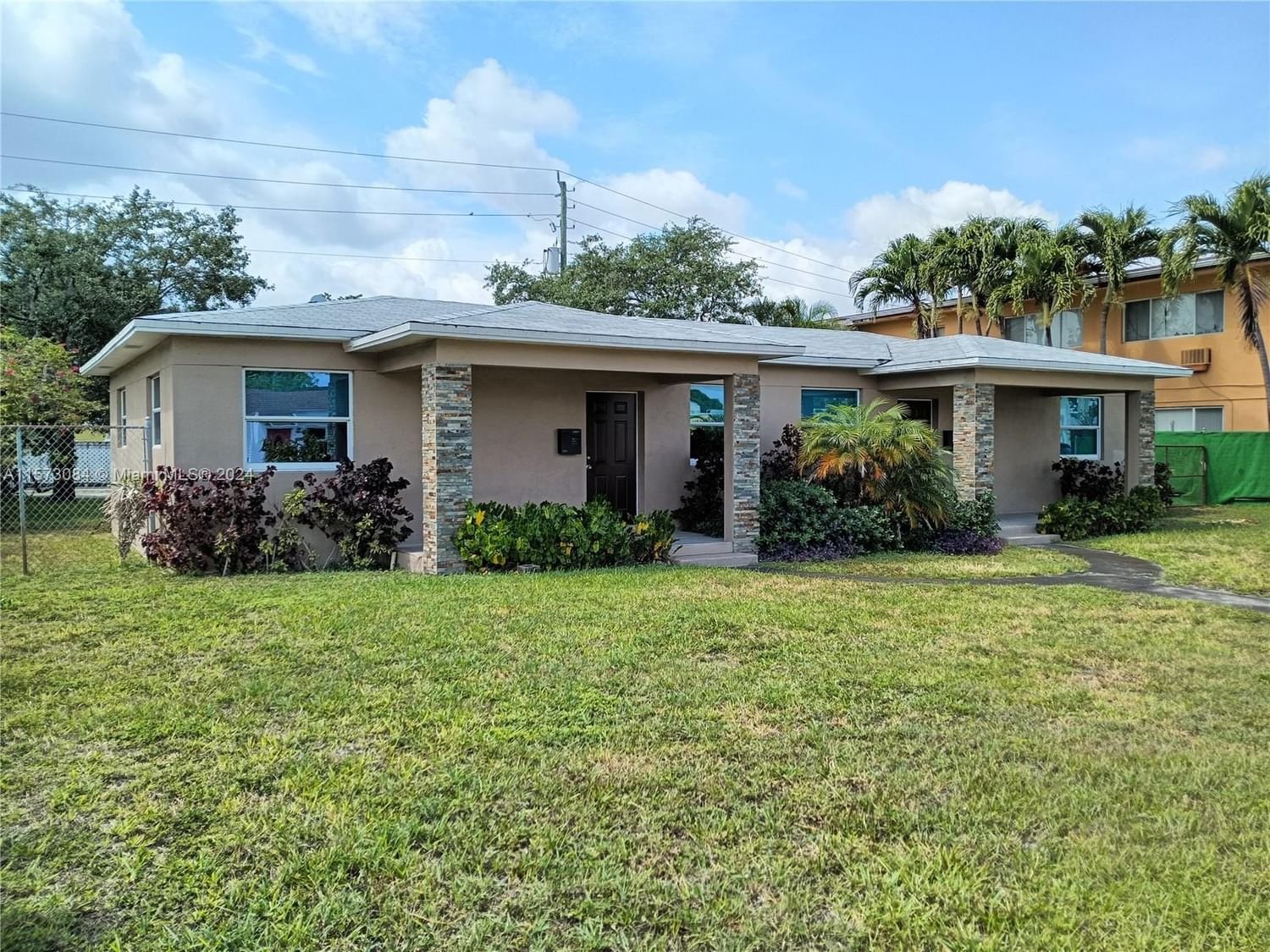 Real estate property located at 1942 Johnson St, Broward County, HOLLYWOOD, Hollywood, FL