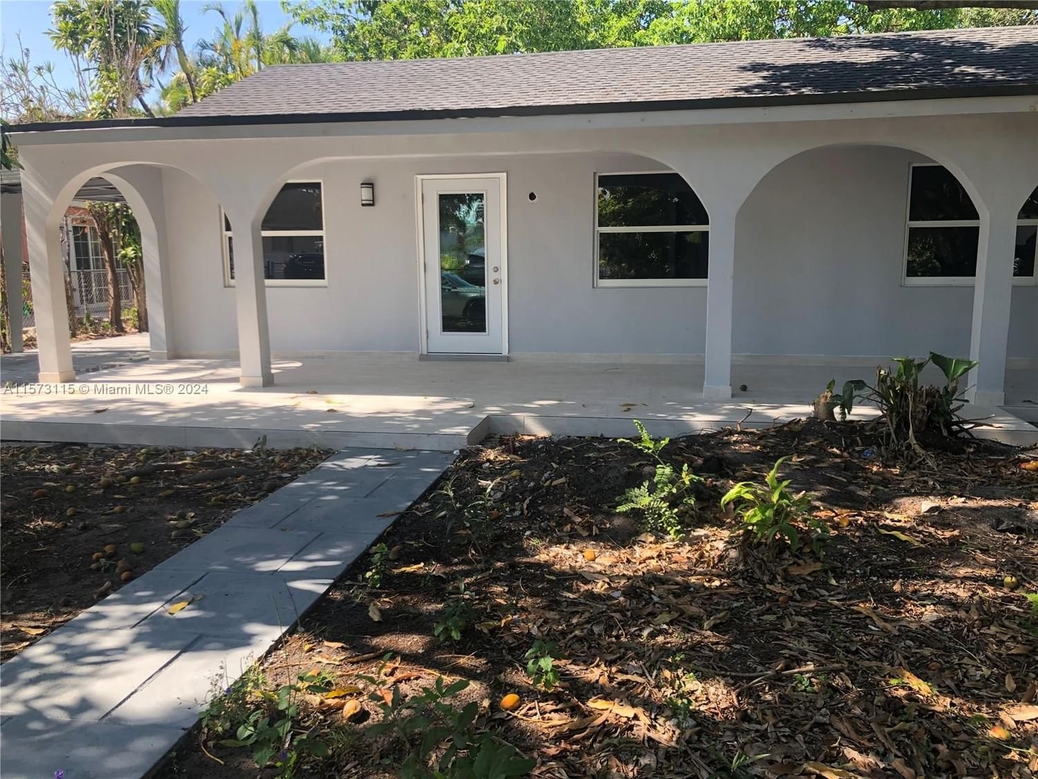 Real estate property located at 891 3rd Pl, Miami-Dade County, 2ND ADDN ESSEX VILLAGE, Hialeah, FL