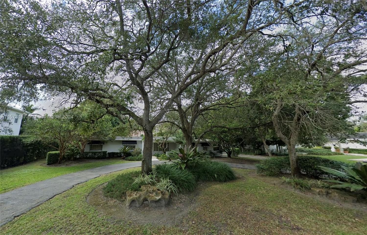 Real estate property located at 9310 70th Ave, Miami-Dade County, PHILARTHRIA, Pinecrest, FL