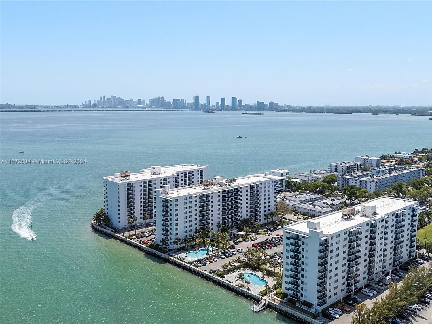 Real estate property located at 7501 Treasure Dr #8K, Miami-Dade County, TREASURES ON THE BAY II C, North Bay Village, FL