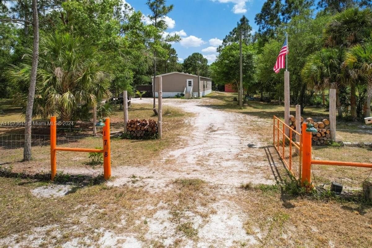 Real estate property located at 178 Montura Ave, Hendry County, Montura Ranch, Clewiston, FL