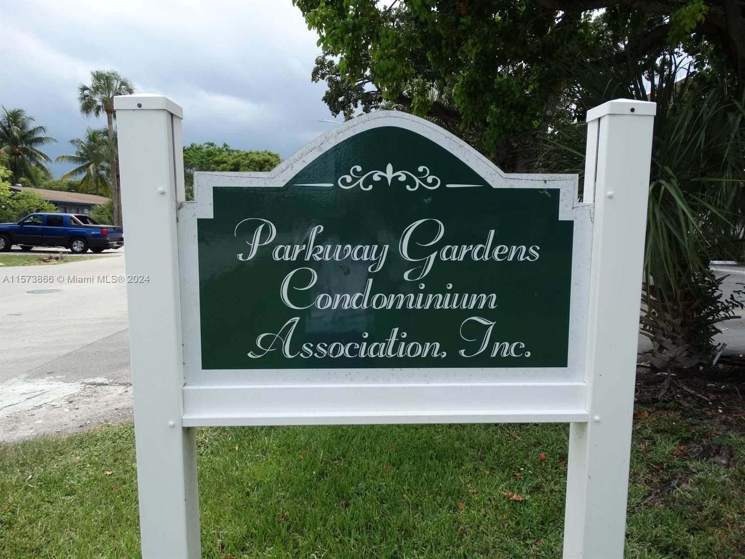 Real estate property located at 321 1st Ct K-1, Broward County, PARKWAY GARDENS, Pompano Beach, FL