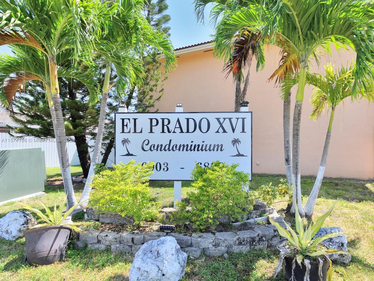 Real estate property located at 6925 36th Ave #104, Miami-Dade County, EL PRADO XVI CONDO, Hialeah, FL