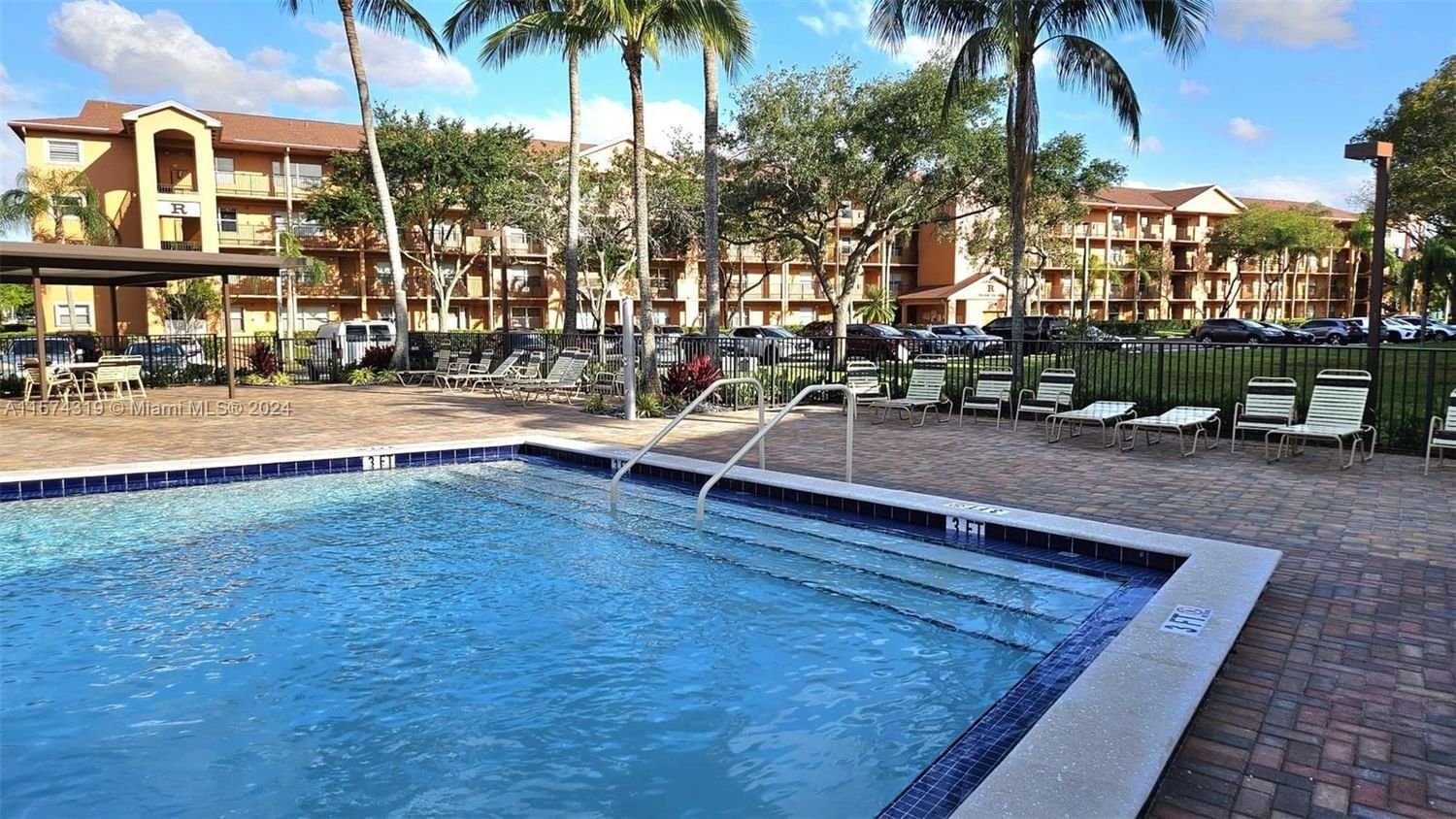 Real estate property located at 701 141st Ave #301R, Broward County, PLYMOUTH @ CENTURY VILLAGE, Pembroke Pines, FL