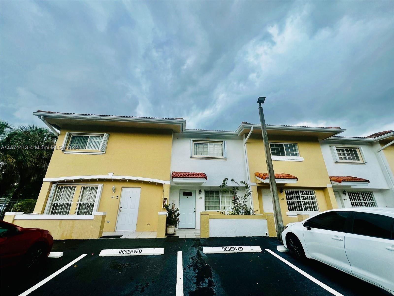 Real estate property located at 355 109th Ave #602, Miami-Dade County, VILLAS DEL ALHAMBRA CONDO, Miami, FL