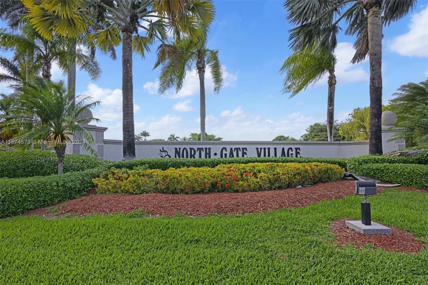 Real estate property located at 2480 7th Pl, Miami-Dade County, KEYS-GATE NO 1, Homestead, FL