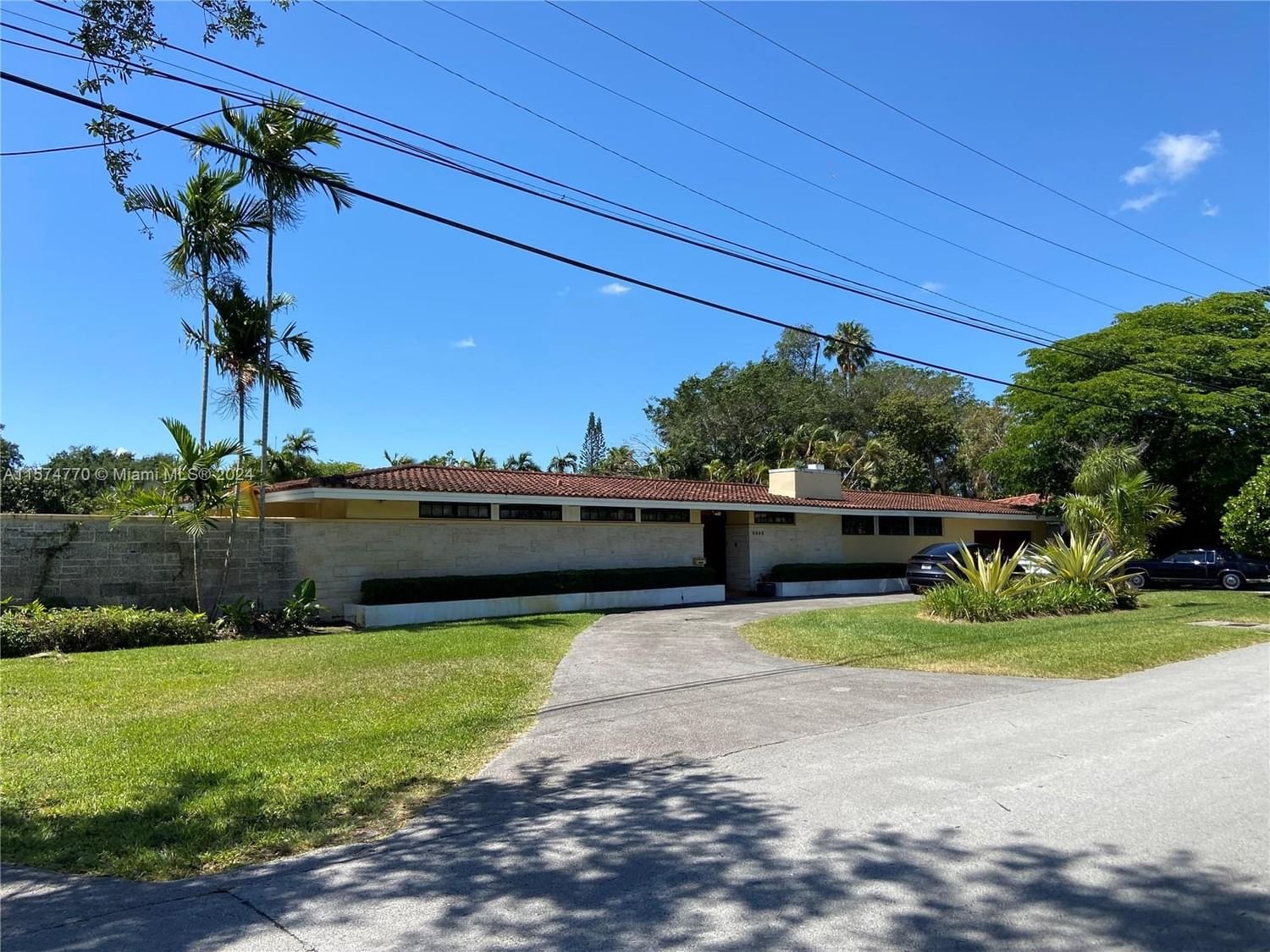 Real estate property located at 5900 34th St, Miami-Dade County, CENTRAL MIAMI PT 1, Miami, FL