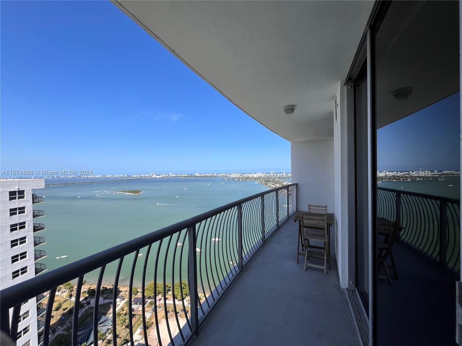 Real estate property located at 1750 Bayshore Dr #3803, Miami-Dade County, OPERA TOWER CONDO, Miami, FL