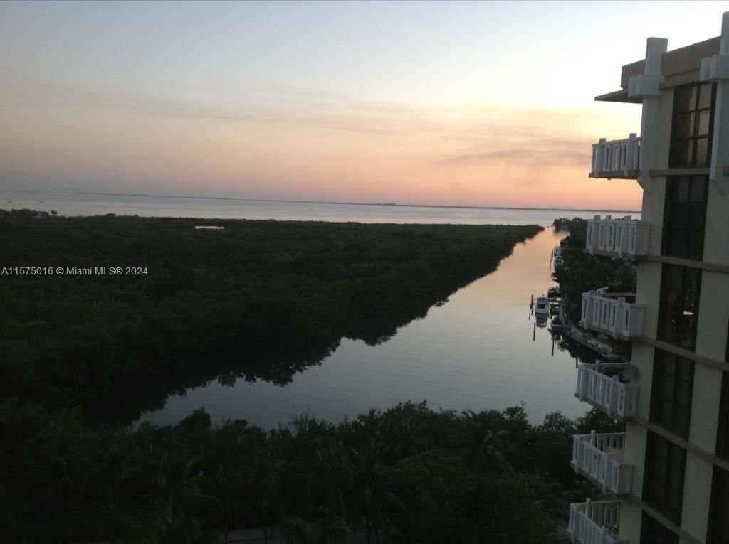 Real estate property located at , Miami-Dade County, TOWERS OF KEY BISCAYNE CO, Key Biscayne, FL