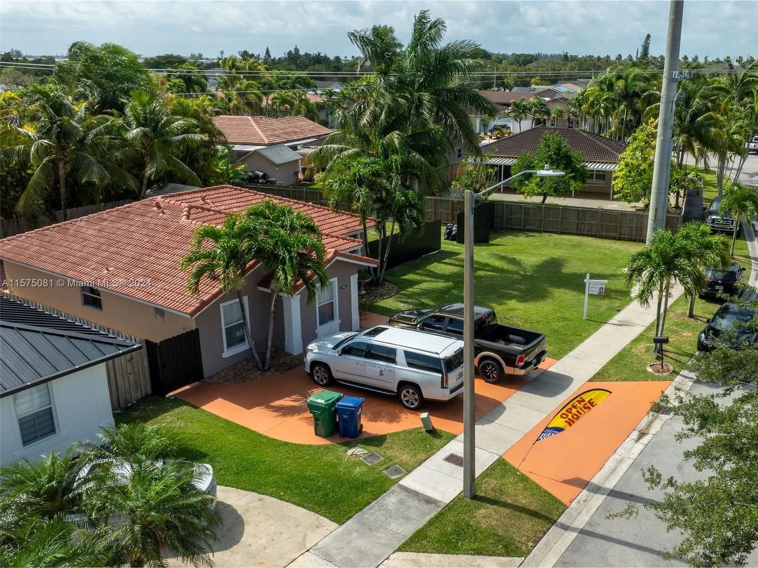 Real estate property located at 28003 136th Pl, Miami-Dade County, ABEL HOMES AT CAMBRIDGE E, Homestead, FL