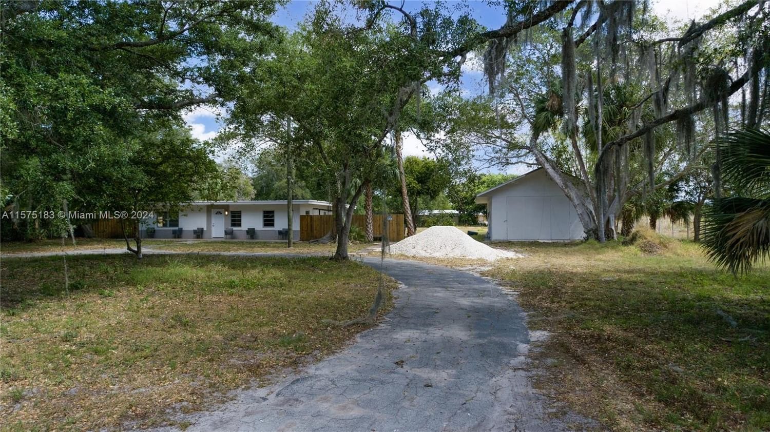 Real estate property located at 5536 Altman Rd, St Lucie County, METES AND BOUNDS, Fort Pierce, FL