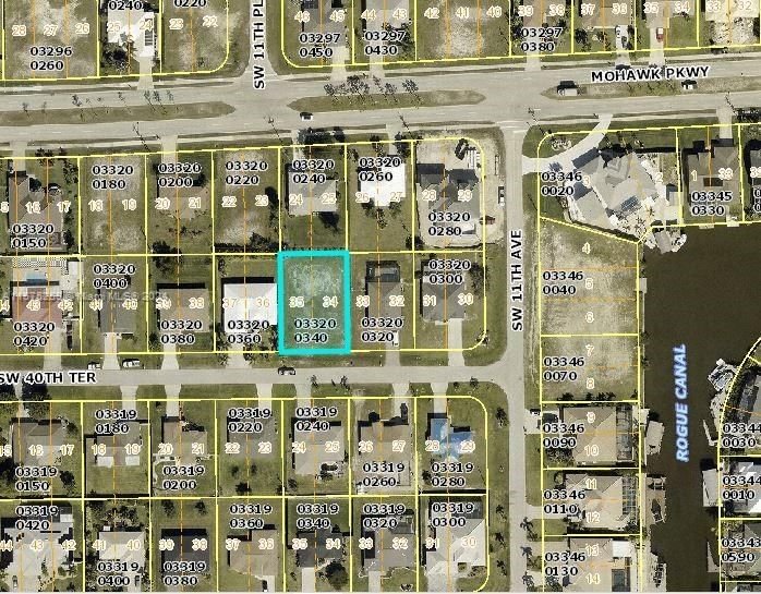 Real estate property located at 1111 40th Ter, Lee County, city of Cape Coral, Cape Coral, FL