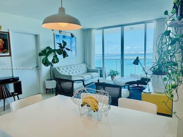 Real estate property located at 1800 Bayshore Dr #1703, Miami-Dade County, 1800 CLUB CONDO, Miami, FL