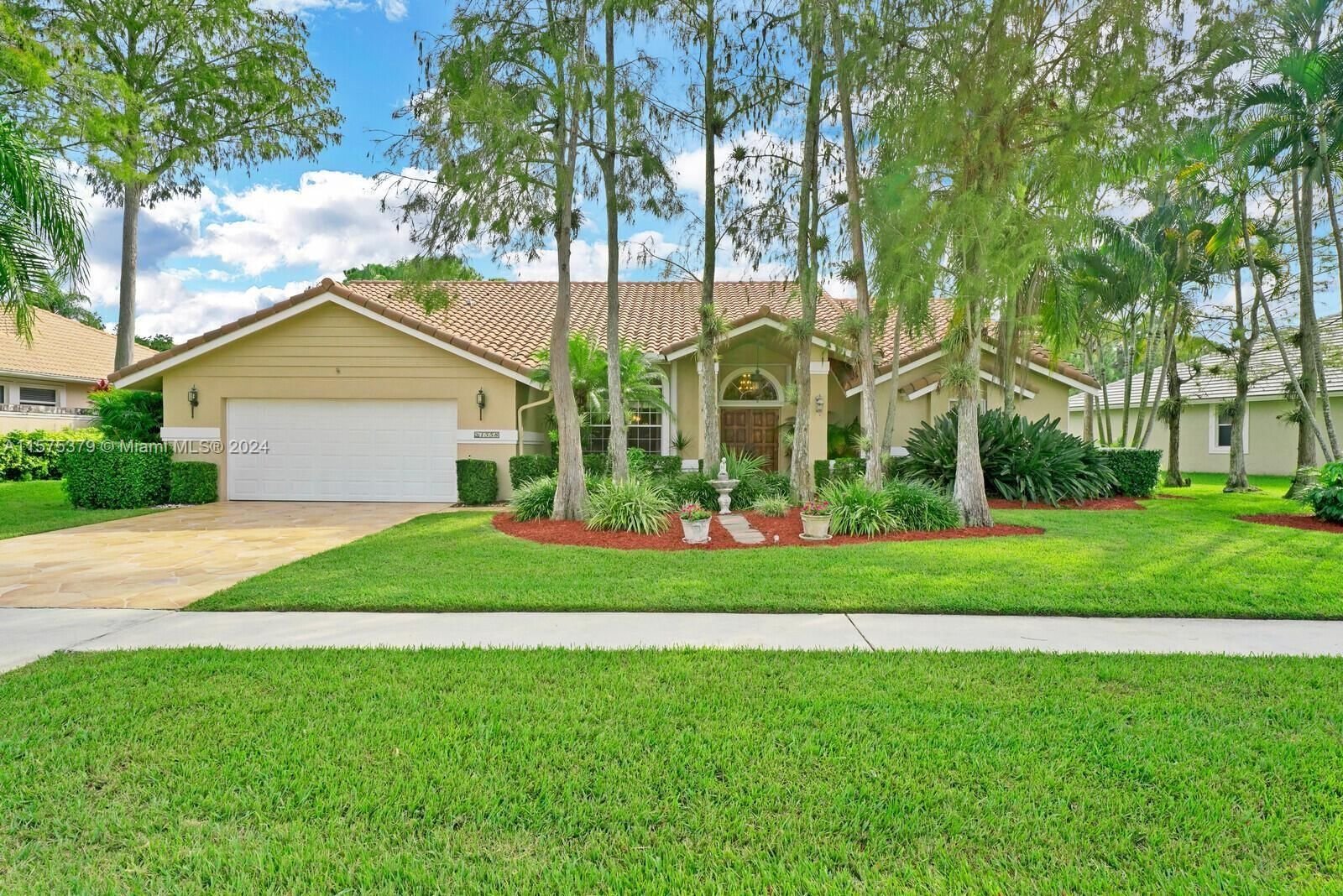 Real estate property located at 1558 Grantham Dr, Palm Beach County, GREENVIEW SHORES 2 OF WEL, Wellington, FL