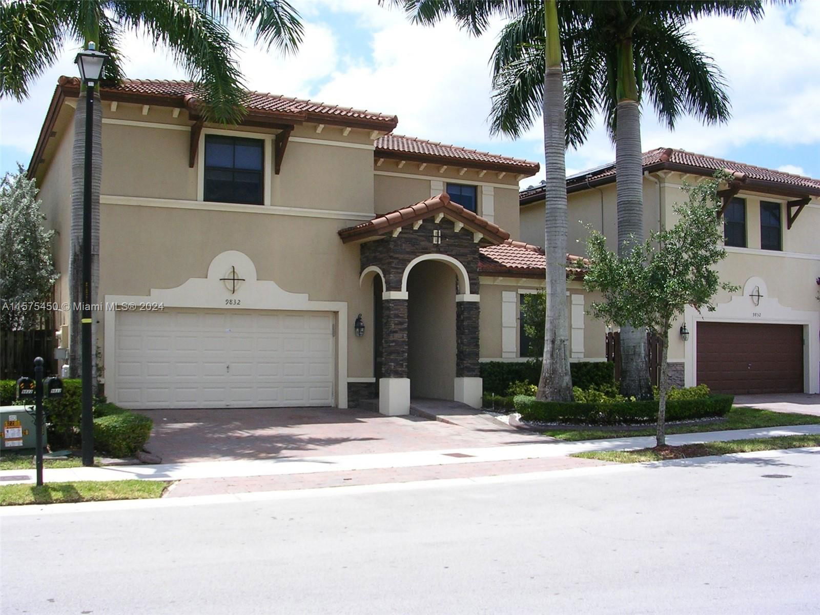 Real estate property located at 9832 87th Ter, Miami-Dade, DORAL BREEZE, Doral, FL