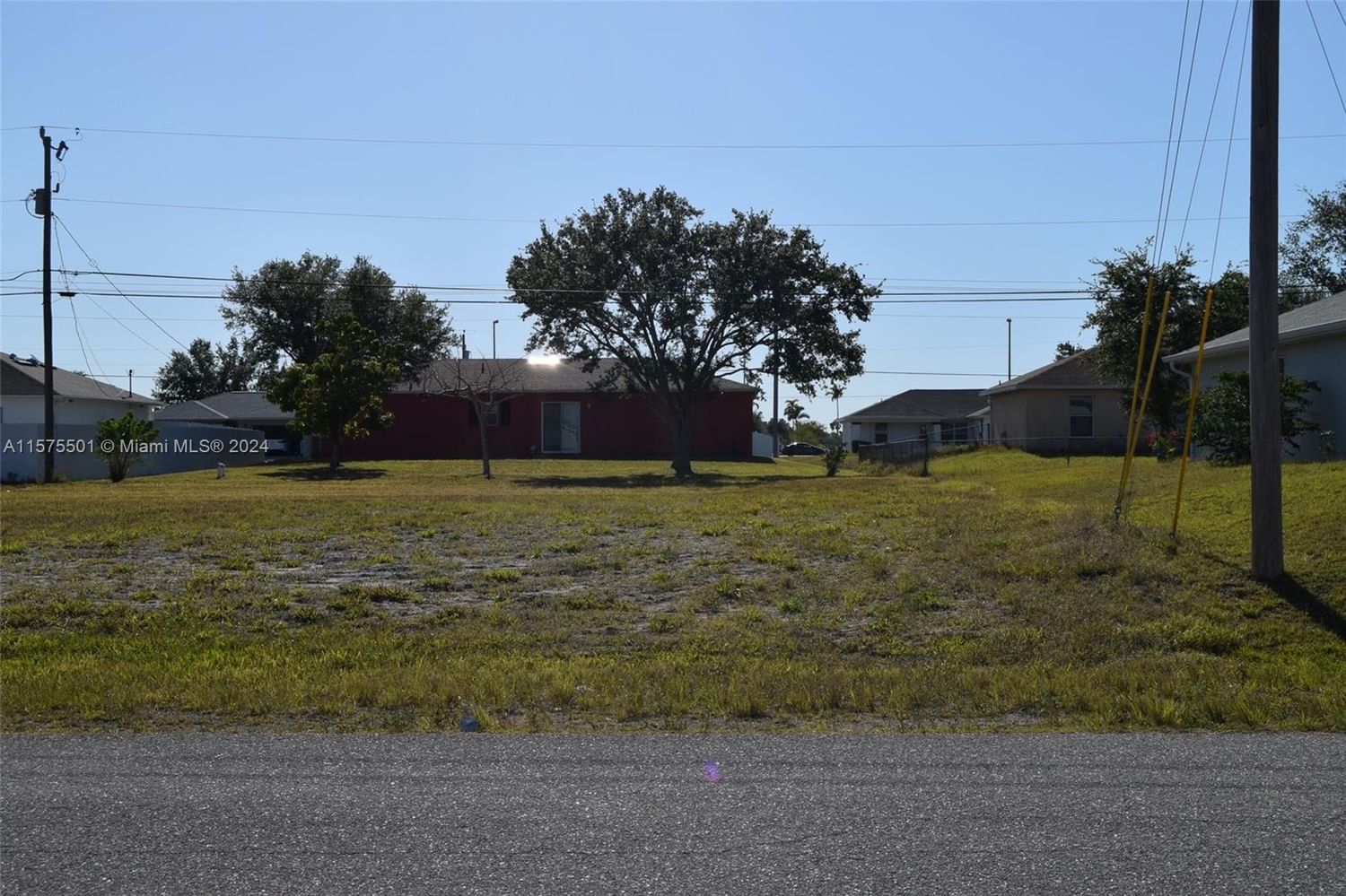 Real estate property located at 1312 17TH AVE, Lee, CAPE CORAL, Cape Coral, FL