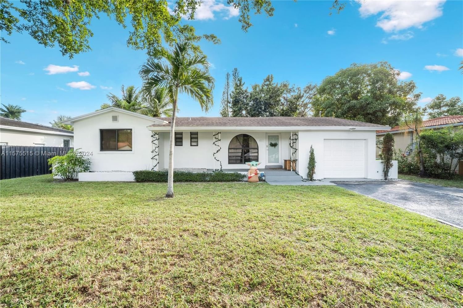 Real estate property located at 460 90th St, Miami-Dade County, GLENDALE MANOR, El Portal, FL