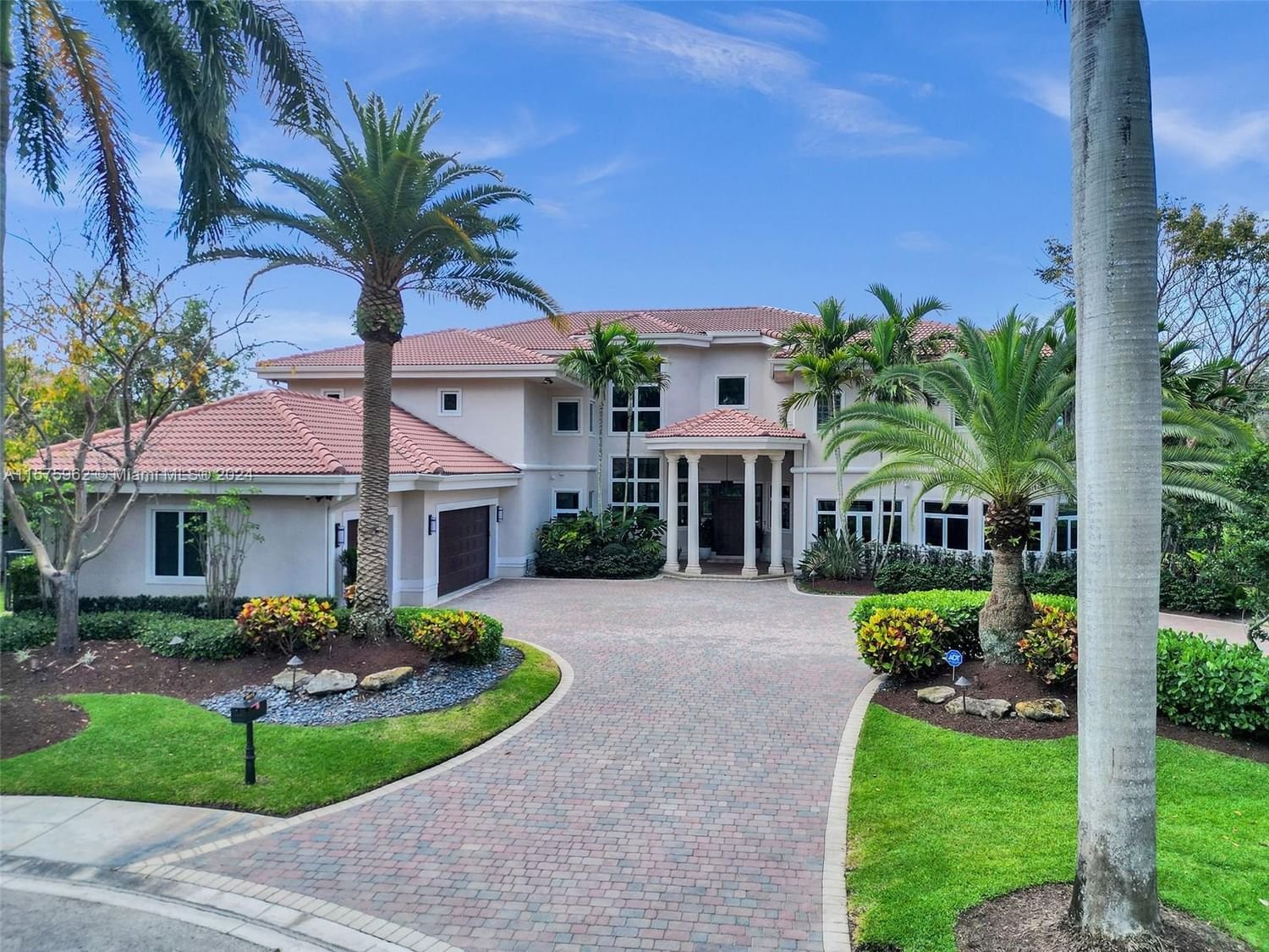 Real estate property located at 2671 Riviera Manor, Broward County, Weston Hills Country Club, Weston, FL