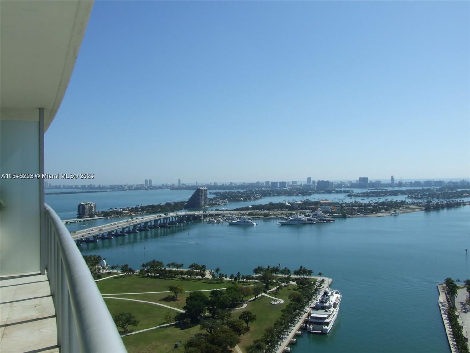 Real estate property located at 888 Biscayne Blvd #3307, Miami-Dade County, MARINABLUE CONDO, Miami, FL