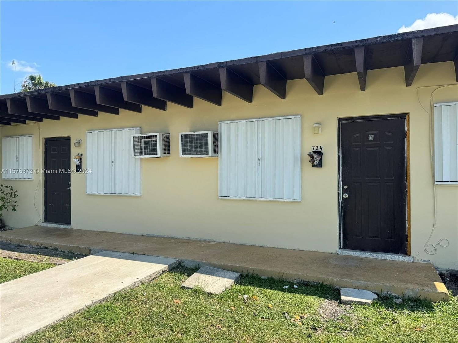Real estate property located at 720 6th St, Miami-Dade County, CENTRAL COMML HOMESTEAD, Homestead, FL