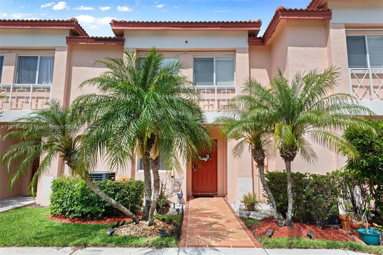 Real estate property located at 542 208th Ter #542, Broward County, CHAPEL TRAIL II, Pembroke Pines, FL