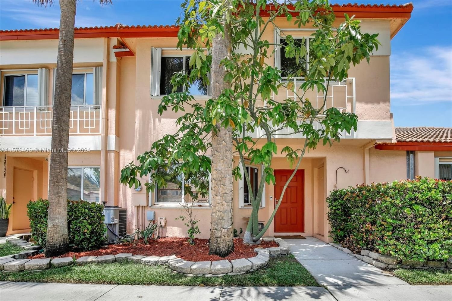 Real estate property located at 20815 1st St #20815, Broward County, CHAPEL TRAIL II, Pembroke Pines, FL