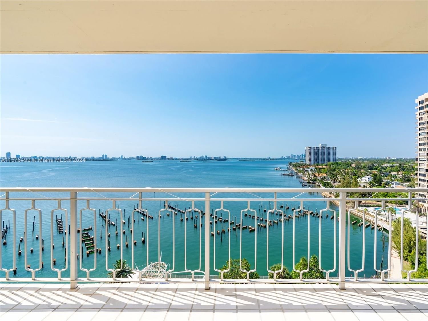 Real estate property located at 11111 Biscayne Blvd #12G, Miami-Dade County, JOCKEY CLUB CONDO, Miami, FL