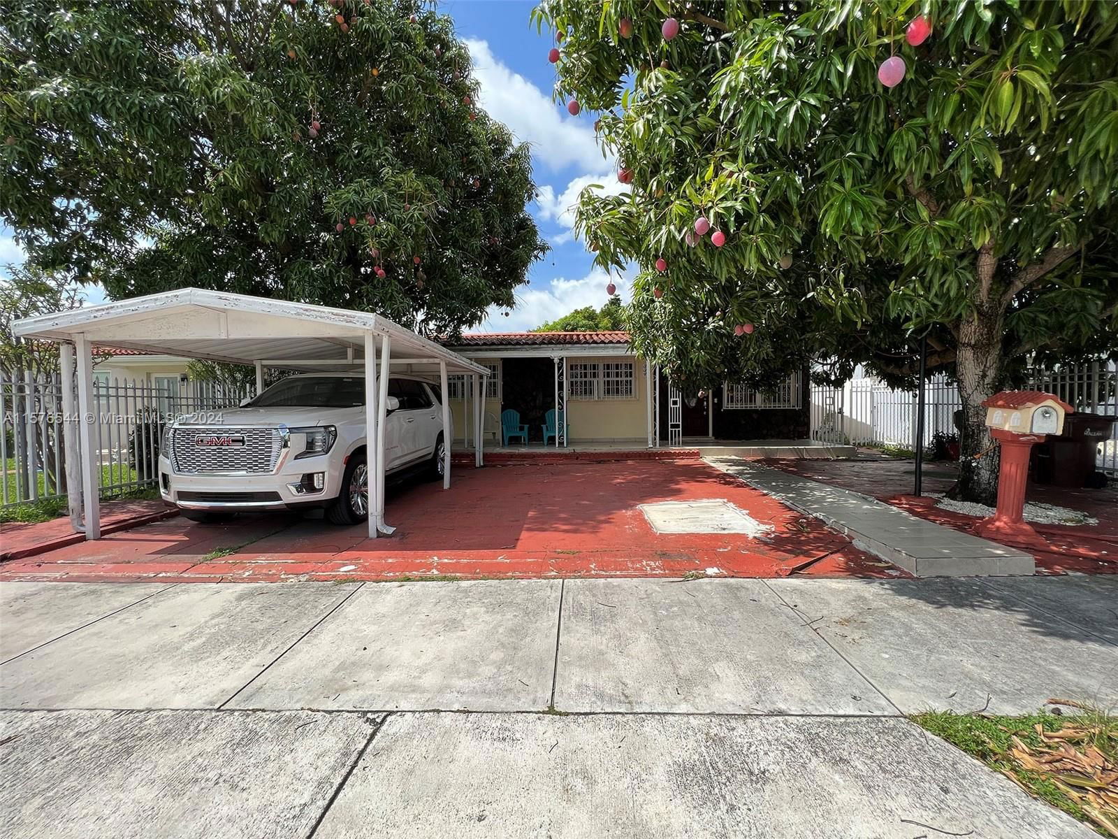 Real estate property located at 334 14th St, Miami-dade, Hialeah 5th Addn, Hialeah, FL