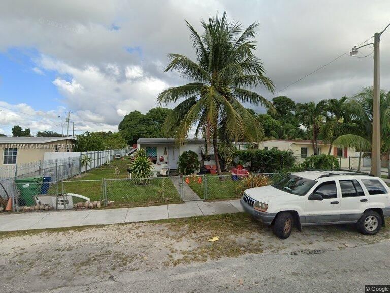 Real estate property located at 3171 96th St, Miami-Dade County, THE TROPICS AMD, Miami, FL