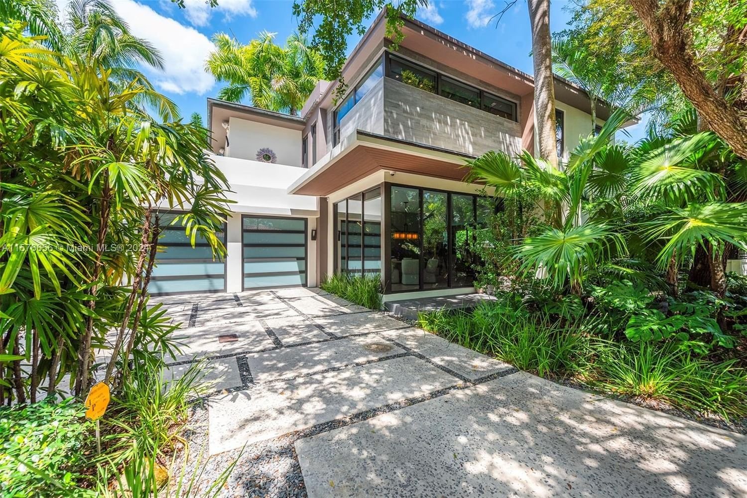 Real estate property located at 4180 Grove St, Miami-Dade County, HARDING GROVE OAK, Miami, FL