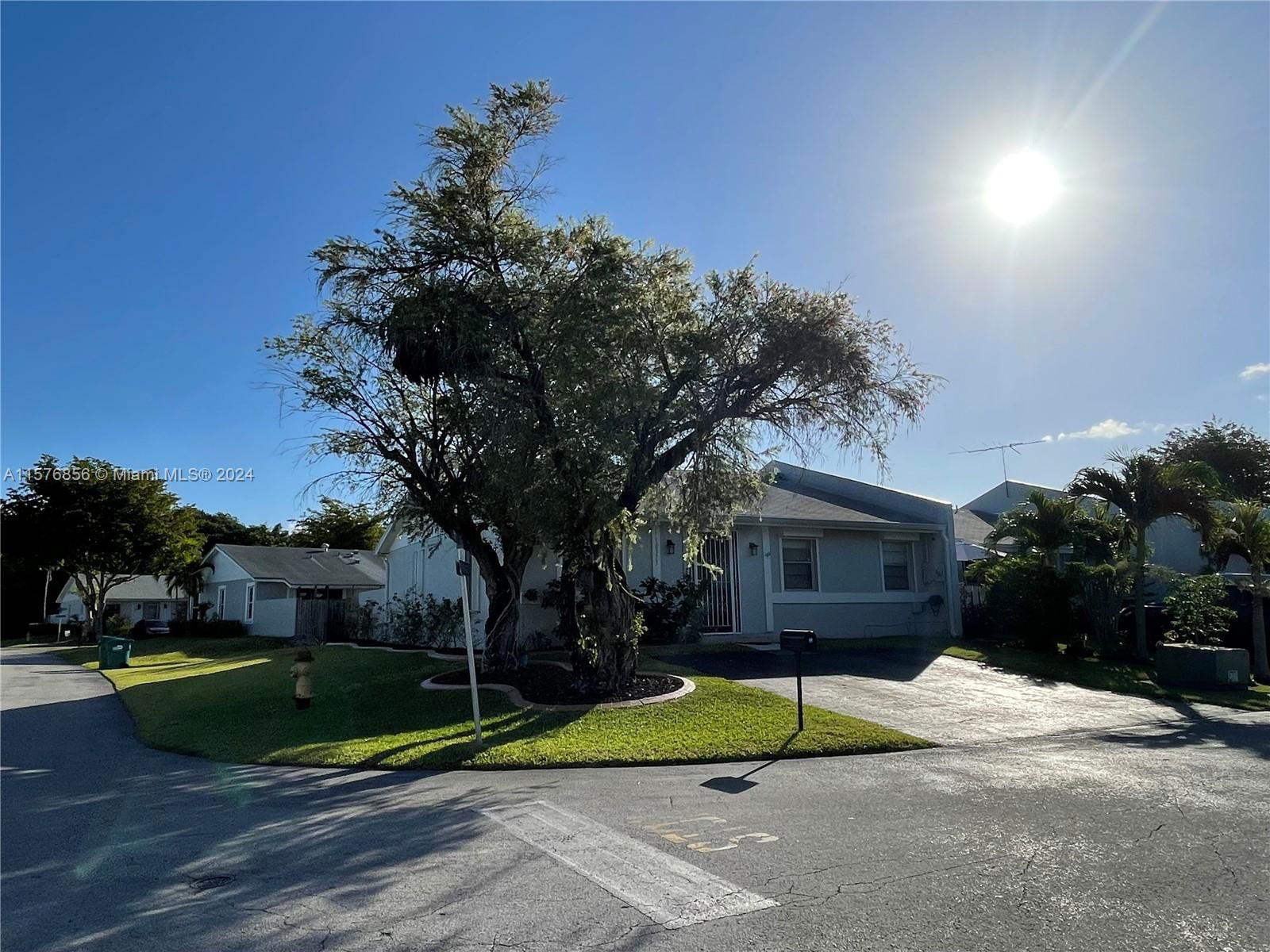 Real estate property located at 10375 207th Ln #0, Miami-Dade County, CUTLER CREEK CLUB SEC 1, Cutler Bay, FL