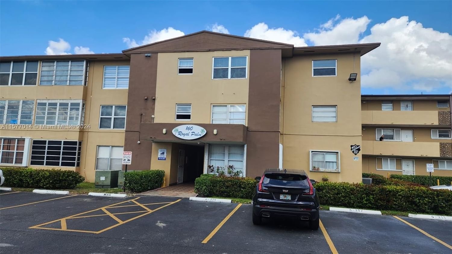 Real estate property located at 160 Royal Palm Rd #308, Miami-Dade County, PALM SPRINGS GARDENS BLDG, Hialeah Gardens, FL