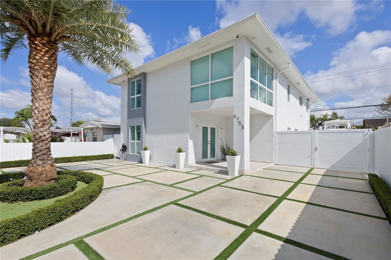 Real estate property located at 6755 39th Ter, Miami-Dade County, CENTRAL MIAMI PT 3, Miami, FL