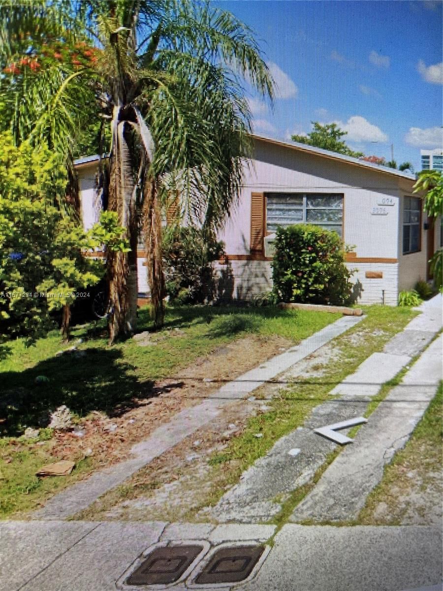 Real estate property located at 3094 Carter St, Miami-Dade County, CARTERS ADDN TO C GR, Miami, FL