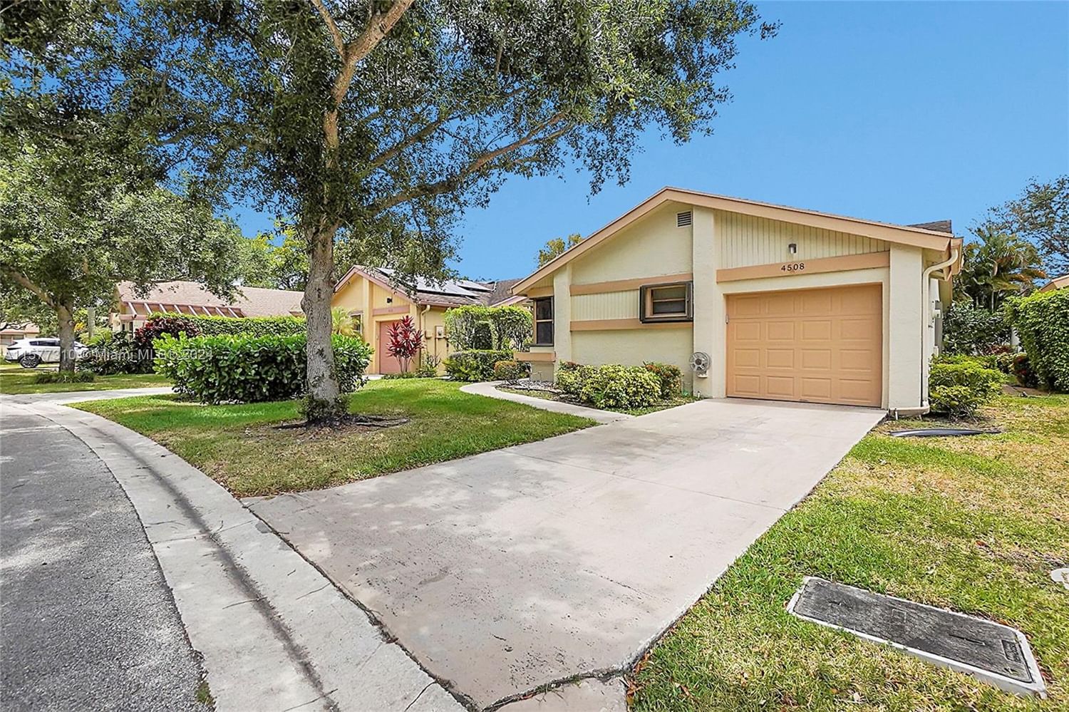 Real estate property located at 4508 Cordia Cir, Broward County, TARTAN COCONUT CREEK PHAS, Coconut Creek, FL