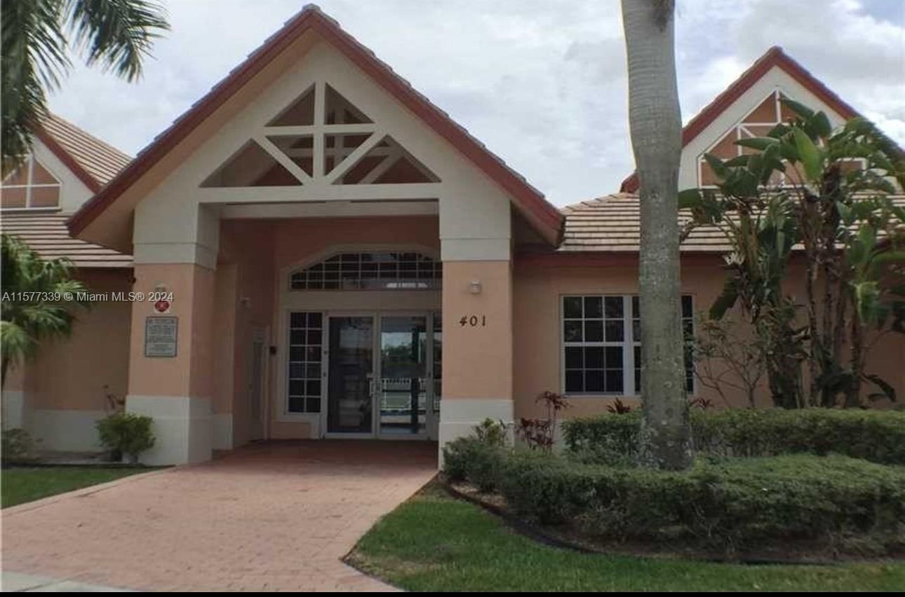 Real estate property located at 566 208th Way #566, Broward County, CHAPEL TRAIL II, Pembroke Pines, FL