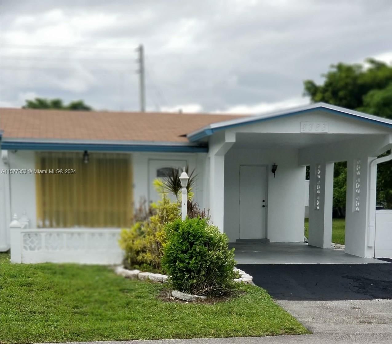 Real estate property located at , Broward County, OAKLAND ESTATES 2ND SEC, Lauderdale Lakes, FL