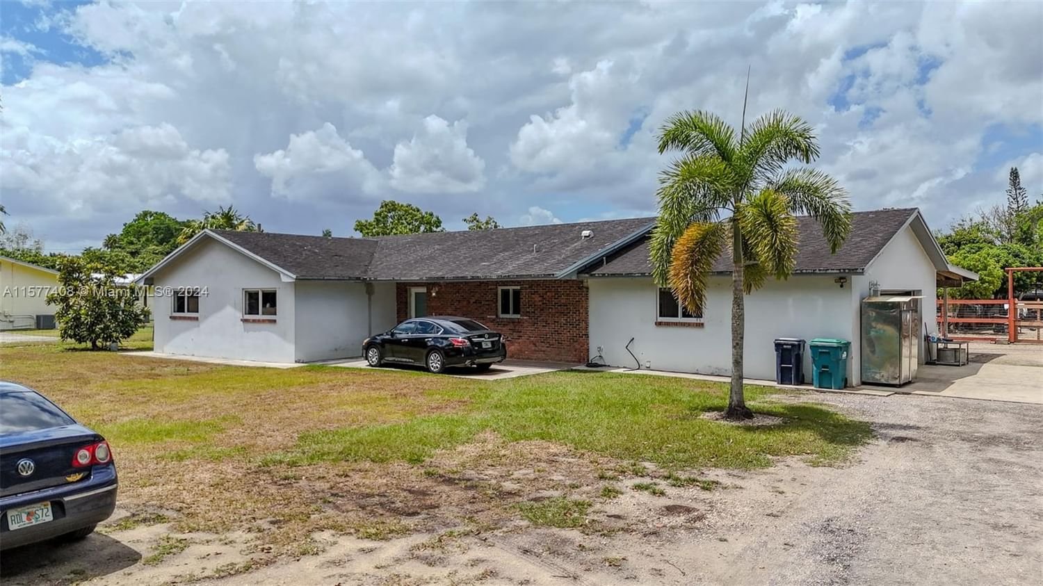 Real estate property located at 19501 236th St, Miami-Dade County, SILVER PALM ACRES, Homestead, FL