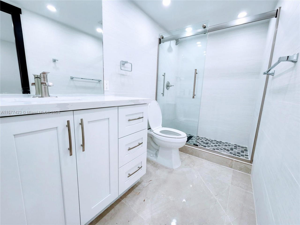 Real estate property located at 11930 19th Dr #3, Miami-dade, Sans Souci Condo, North Miami, FL