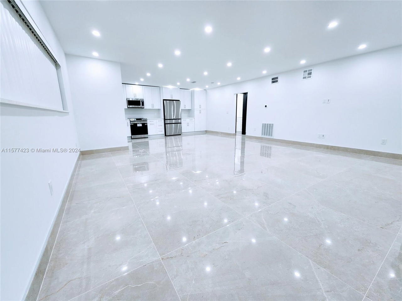 Real estate property located at 11930 19th Dr #3, Miami-dade, Sans Souci Condo, North Miami, FL