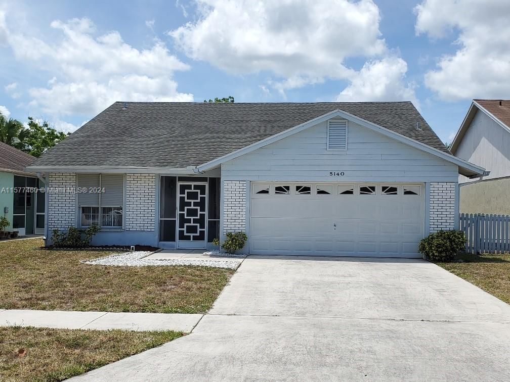 Real estate property located at 5140 Arbor Glen Cir, Palm Beach County, ARBOR GLEN 2, Lake Worth, FL