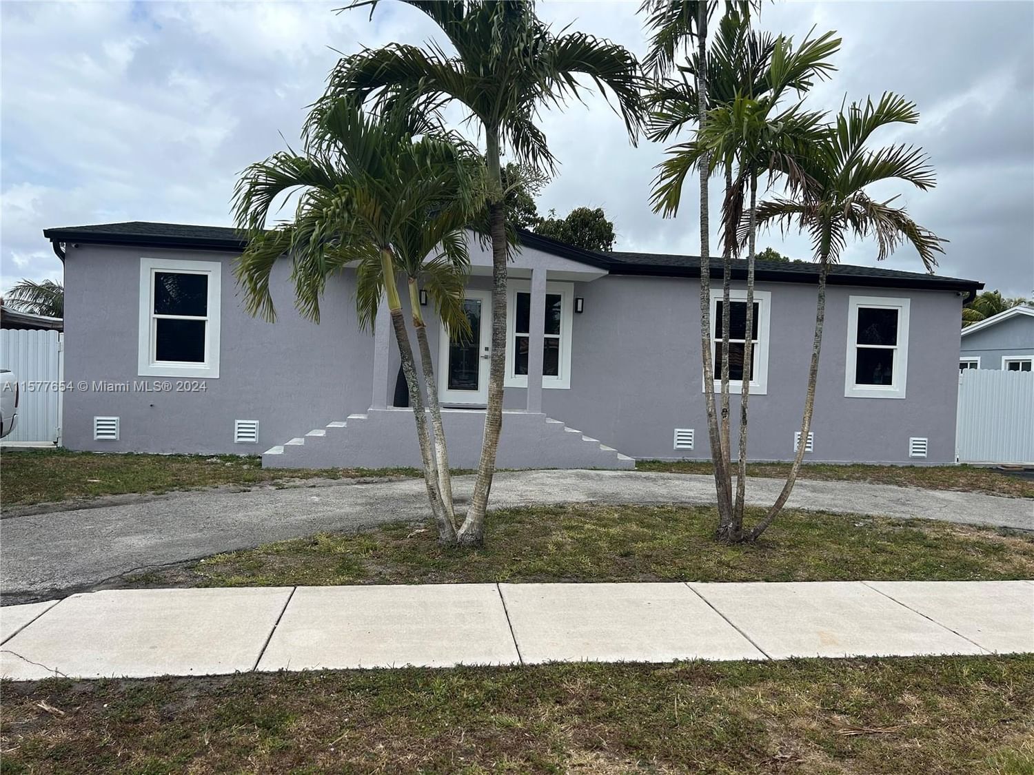 Real estate property located at 16900 52nd Ave, Miami-Dade County, CAROL CITY PALMETTO PARK, Miami Gardens, FL